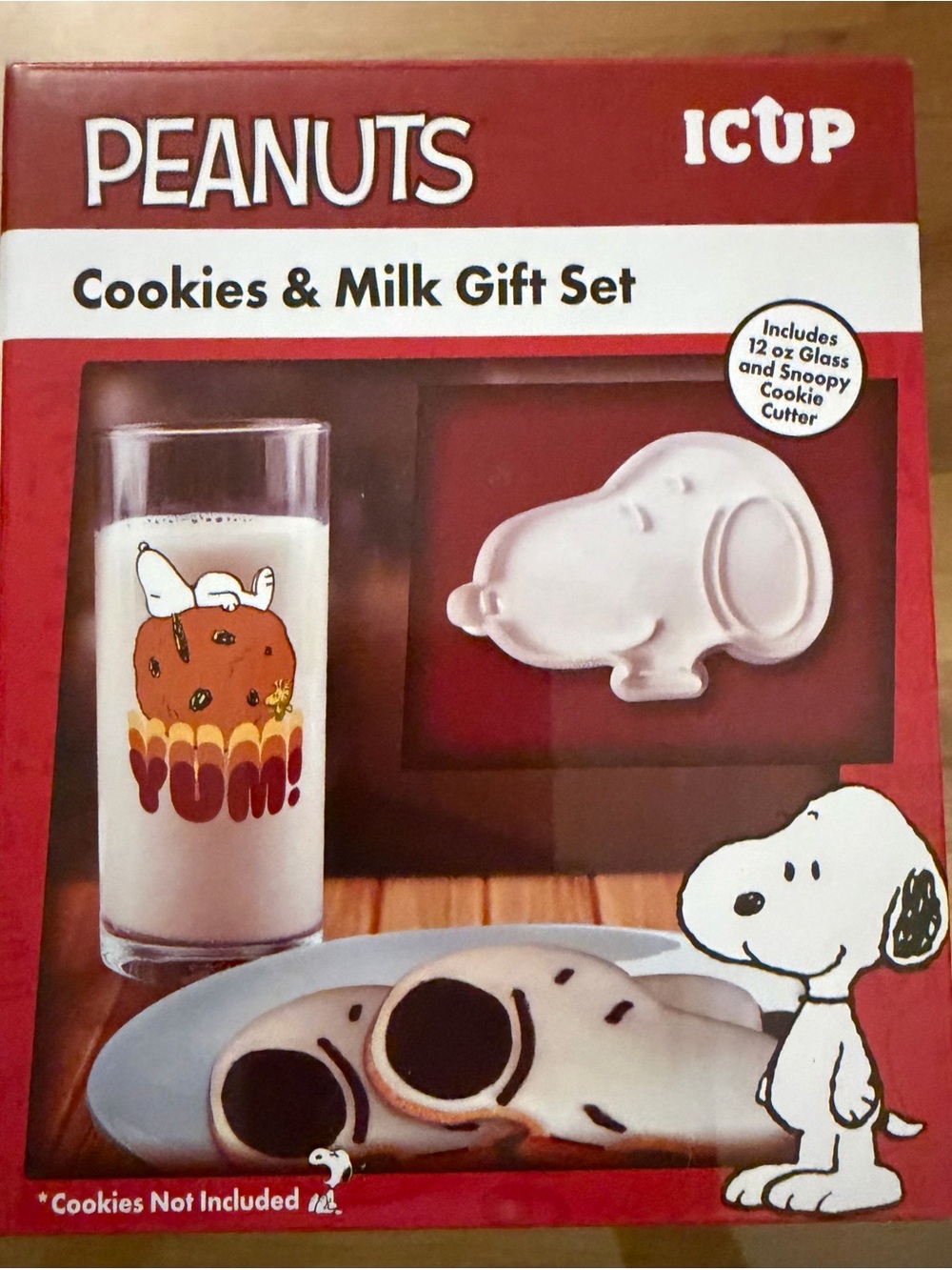 NWT Peanuts Cookies & Milk Gift Set with White Cookie Cutter